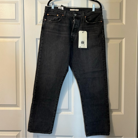 NWT! Levi’s Wedgie Straight Jeans, Black, Size 32x28 - Picture 1 of 5